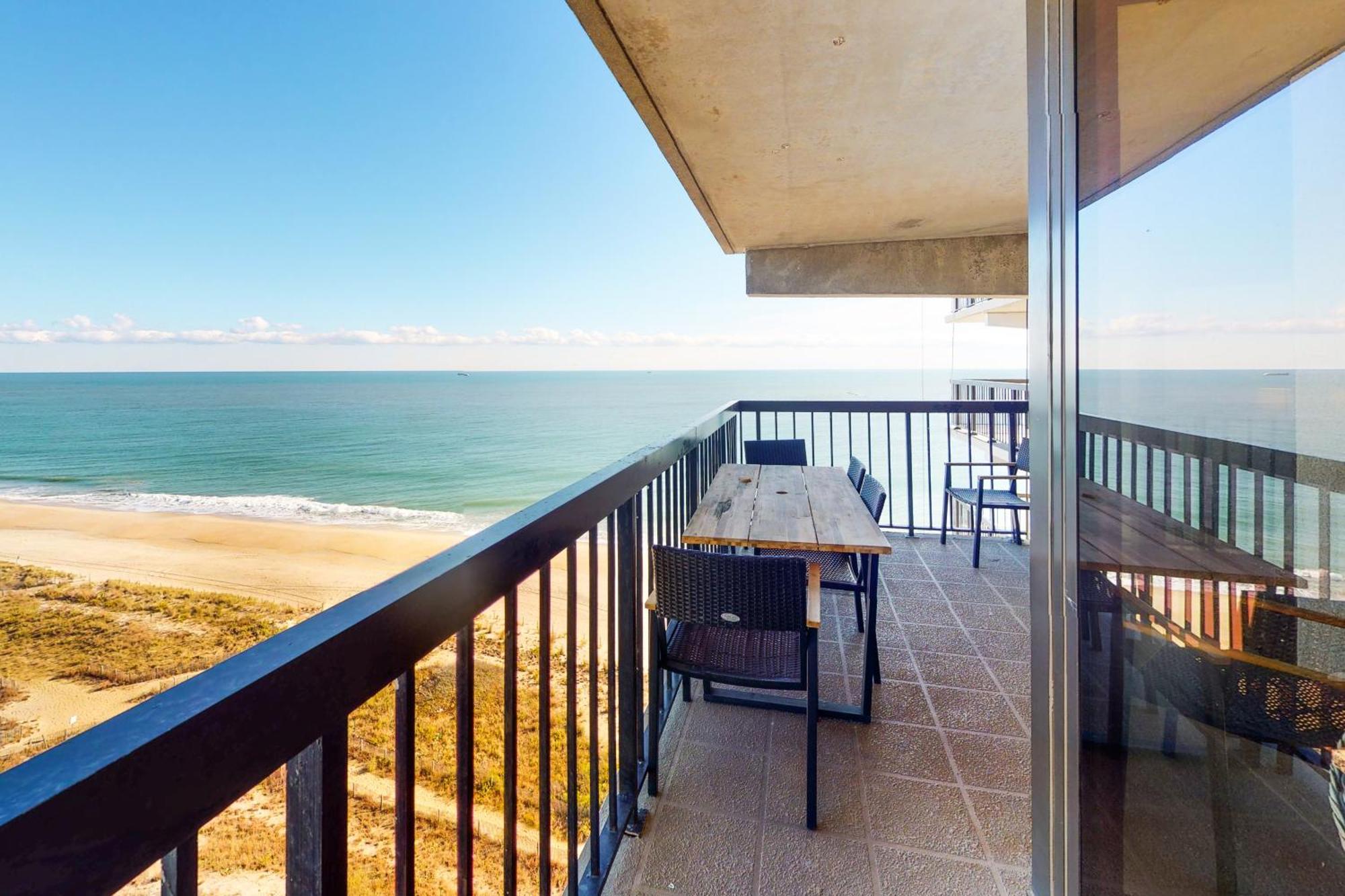 Sea Watch III Ocean City Quarto foto